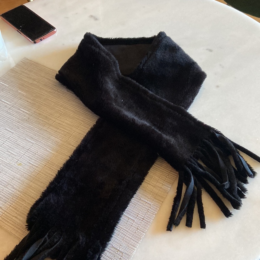 Black scarf